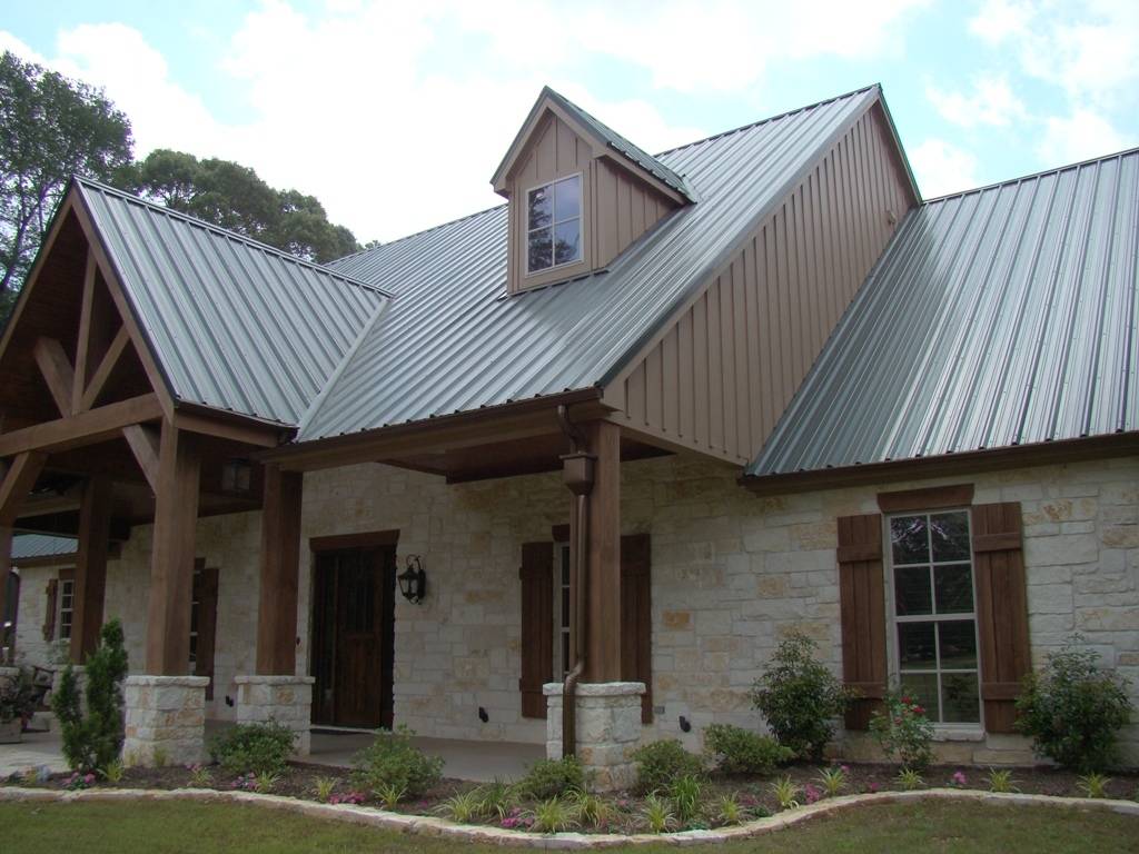 Metal deck roofing Malaysia
